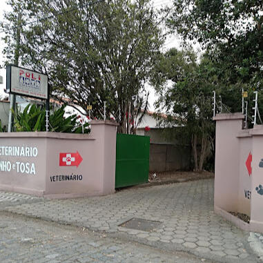 Tunico é Médico Veterinário desde 1987. Muito conceituado na cidade e região pela grande experiência no tratamento de animais de pequeno porte.